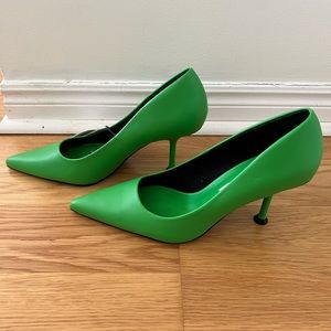ZARA Green Stilleto Pointy Toe Heel Vegan Leather Pump 39/8